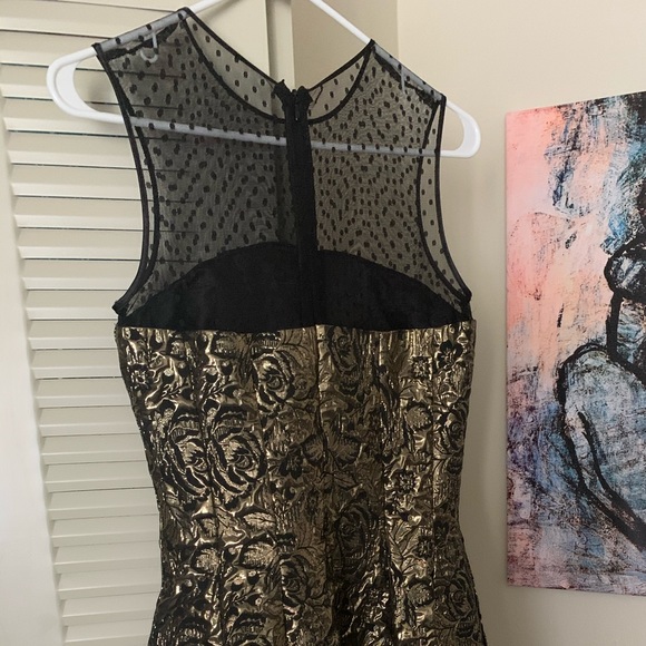 Gold Dressbarn Dress - Picture 4 of 5